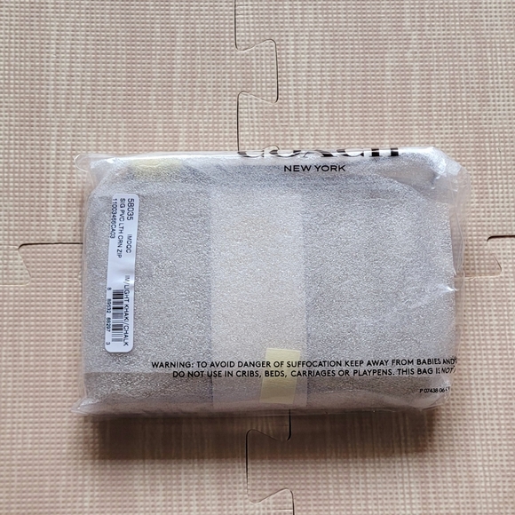 Coach Corner Zip Wristlet in Signature Canvas - Picture 7 of 9